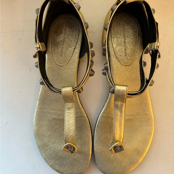 Balenciaga Leather Studded Accent 'City' Strappy Gold Sandals, size 41 - Picture 3 of 5